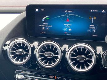 MERCEDES-BENZ EQA Eqa 250 140Kw Amg Line 66.5Kwh 5Dr Auto