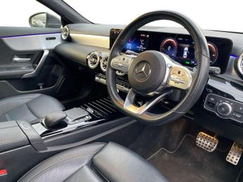 MERCEDES-BENZ CLA Cla 250E Amg Line Premium Plus 4Dr Tip Auto