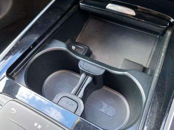 Mercedes-Benz EQA Eqa 250 140Kw Amg Line 66.5Kwh 5Dr Auto