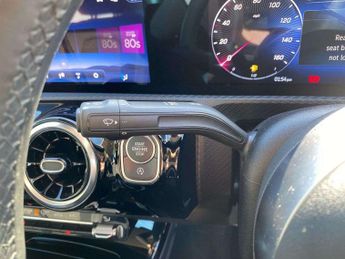 MERCEDES-BENZ CLA Cla 180 Sport Edition 4Dr Tip Auto