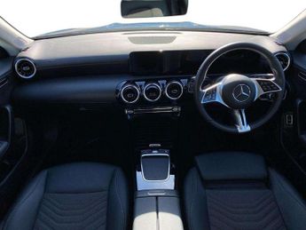 Mercedes-Benz CLA Cla 180 Sport Edition 4Dr Tip Auto