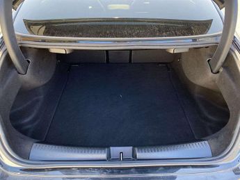 Mercedes-Benz CLA Cla 200 Amg Line Premium Plus 4Dr Tip Auto