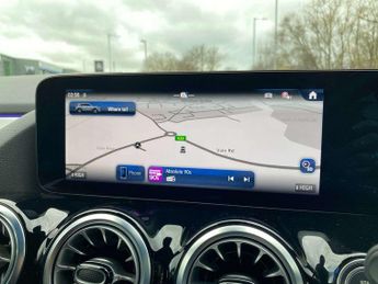 MERCEDES-BENZ GLA Gla 220D 4Matic Amg Line Premium Plus 5Dr Auto