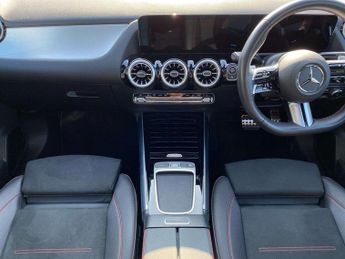 MERCEDES-BENZ GLA Gla 220D 4Matic Amg Line Premium Plus 5Dr Auto