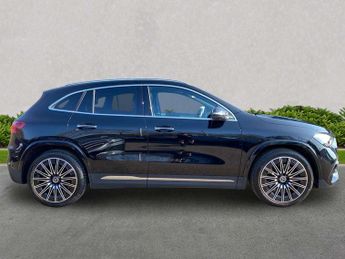 MERCEDES-BENZ GLA Gla 220D 4Matic Amg Line Premium Plus 5Dr Auto