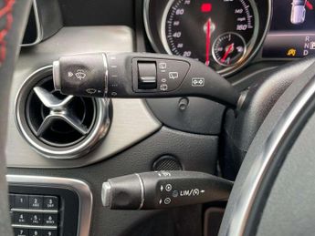 Mercedes-Benz GLA Gla 180 Amg Line Edition 5Dr Auto