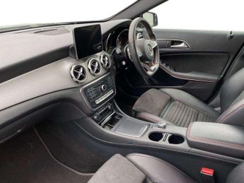 MERCEDES-BENZ GLA Gla 180 Amg Line Edition 5Dr Auto