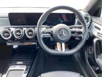MERCEDES-BENZ CLA Cla 220D Amg Line Premium Plus 5Dr Tip Auto