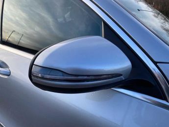 MERCEDES-BENZ EQC Eqc 400 300Kw Amg Line 80Kwh 5Dr Auto