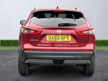 NISSAN QASHQAI 1.3 Dig-T 160 N-Connecta 5Dr Dct