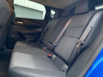 NISSAN QASHQAI 1.3 Dig-T Mhev N-Connecta Suv 5Dr Petrol Hybrid Xtron Euro 6 (S/