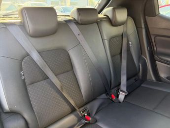 NISSAN JUKE 1.6 N-Connecta Suv 5Dr Petrol Hybrid Auto Euro 6 (143 Ps)