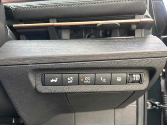 NISSAN ARIYA 160Kw Advance 63Kwh 22Kwch 5Dr Auto