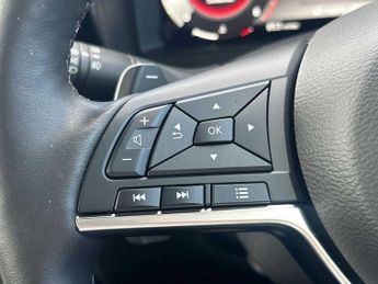 NISSAN JUKE 1.0 Dig-T Tekna 5Dr Dct