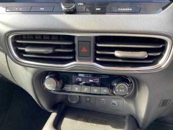 NISSAN JUKE 1.6 Hybrid N-Connecta 5Dr Auto