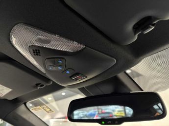 TOYOTA C-HR 1.8 Hybrid Design 5Dr Cvt