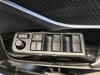 Toyota C-HR 1.8 Hybrid Design 5Dr Cvt