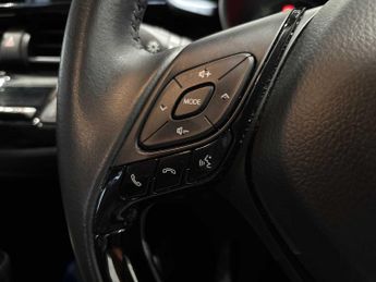 Toyota C-HR 1.8 Hybrid Design 5Dr Cvt