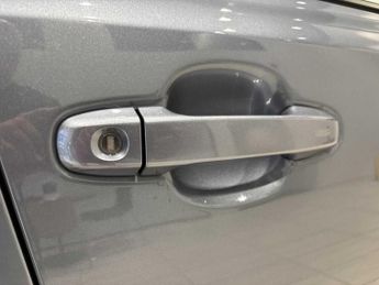 TOYOTA C-HR 1.8 Hybrid Design 5Dr Cvt