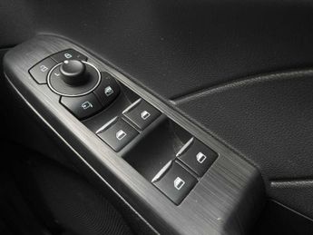 FORD KUGA 2.5 Fhev St-Line X Edition 5Dr Cvt