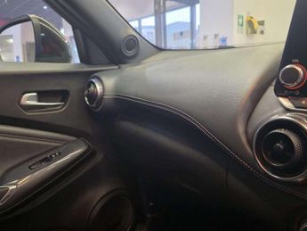 Nissan JUKE 1.0 Dig-T 114 N-Connecta 5Dr Dct