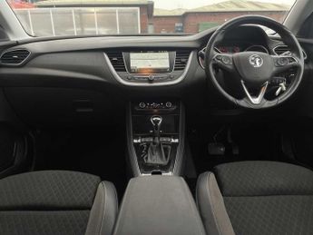 Vauxhall GRANDLAND X 1.2 Turbo Tech Line Nav 5Dr Auto [8 Speed]