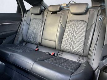 AUDI E-TRON 300Kw 55 Quattro 95Kwh Vorsprung 5Dr Auto