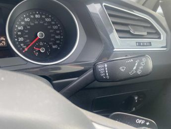 VOLKSWAGEN TIGUAN 1.5 Tsi 150 Active 5Dr Dsg