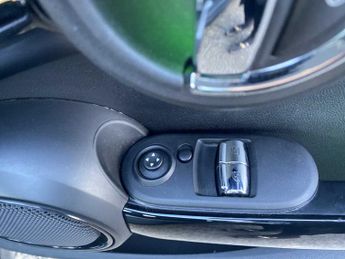 Mini HATCHBACK 2.0 Cooper S Classic Ii 3Dr Auto