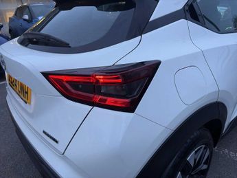 NISSAN JUKE 1.6 Hybrid Acenta Premium 5Dr Auto