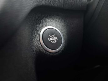 VOLVO XC40 1.5 T5 Recharge Phev Inscription Pro 5Dr Auto