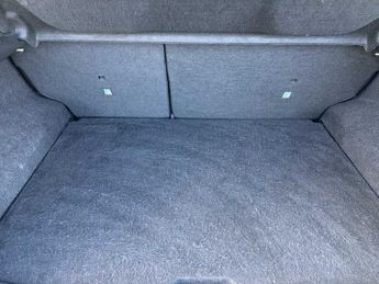 NISSAN JUKE 1.6 Hybrid Premiere Edition 5Dr Auto