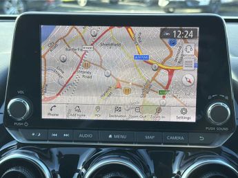 NISSAN JUKE 1.6 Hybrid Premiere Edition 5Dr Auto