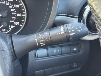 NISSAN JUKE 1.6 Hybrid Premiere Edition 5Dr Auto