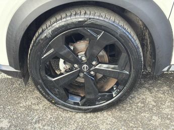 NISSAN JUKE 1.6 Hybrid Premiere Edition 5Dr Auto