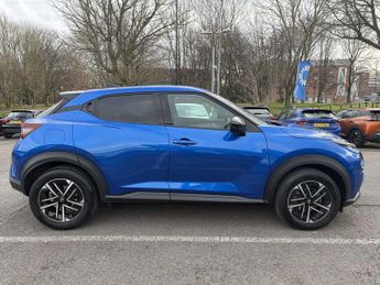 NISSAN JUKE 1.0 Dig-T N-Connecta 5Dr Dct