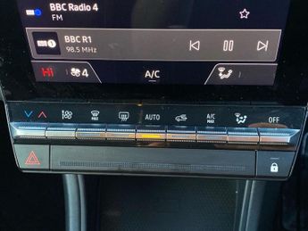 RENAULT CAPTUR 1.6 E-Tech Techno Suv 5Dr Petrol Hybrid Auto Euro 6 (S/S) (145 P