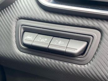 RENAULT CLIO 1.6 E-Tech Rs Line Hatchback 5Dr Petrol Hybrid Auto Euro 6 (S/S)