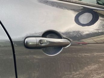 RENAULT ZOE R110 52Kwh Iconic Hatchback 5Dr Electric Auto (I, Rapid Charge) 