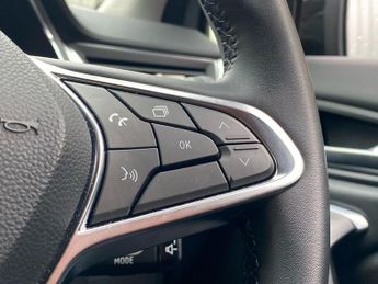 RENAULT CAPTUR 1.6 E-Tech Techno Suv 5Dr Petrol Hybrid Auto Euro 6 (S/S) (145 P