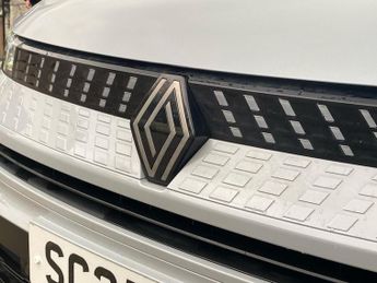 RENAULT CAPTUR 1.8 E-Tech Techno Suv 5Dr Petrol Hybrid Auto Euro 6 (S/S) (160 P