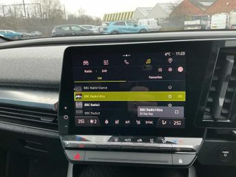 RENAULT MEGANE E-TECH Ev60 160Kw Techno+ 60Kwh Optimum Charge 5Dr Auto