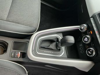 Renault CLIO 1.6 E-Tech Full Hybrid 145 Techno 5Dr Auto