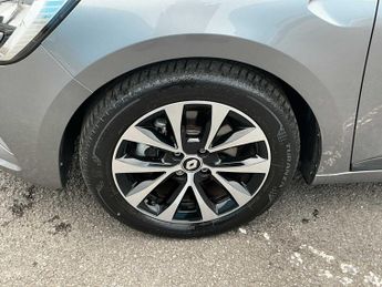 RENAULT CLIO 1.6 E-Tech Full Hybrid 145 Evolution 5Dr Auto