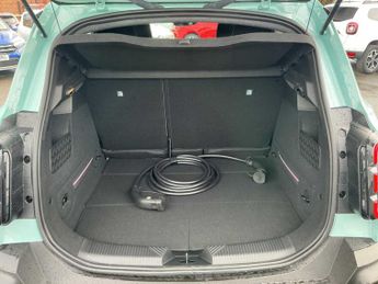 RENAULT 4 110Kw Techno 52Kwh Comfort Range 5Dr Auto