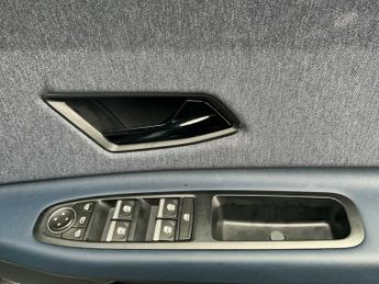 RENAULT 4 110Kw Techno 52Kwh Comfort Range 5Dr Auto