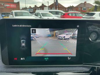 RENAULT 4 110Kw Techno 52Kwh Comfort Range 5Dr Auto
