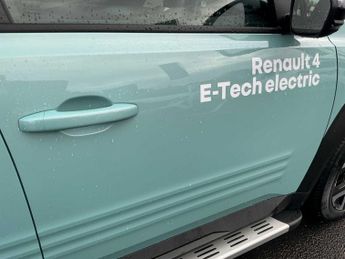 RENAULT 4 110Kw Techno 52Kwh Comfort Range 5Dr Auto