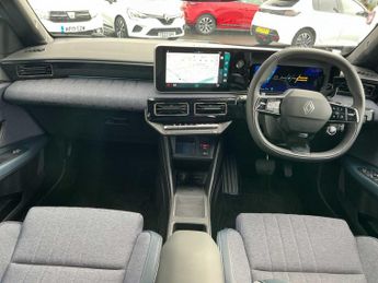 RENAULT 4 110Kw Techno 52Kwh Comfort Range 5Dr Auto