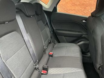 RENAULT CAPTUR 1.6 E-Tech Hybrid 145 Iconic Edition 5Dr Auto